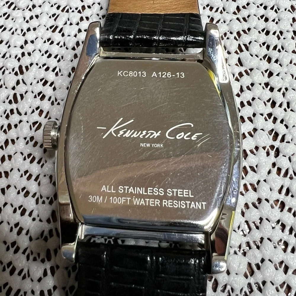 Men’s Kenneth Cole KC8013 Classic Black Croco Grain Leather Strap Watch
